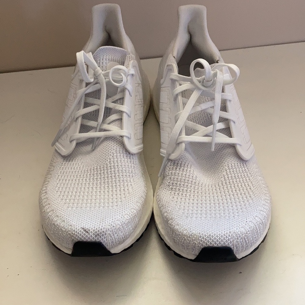 Adidas Ultra Boost 20